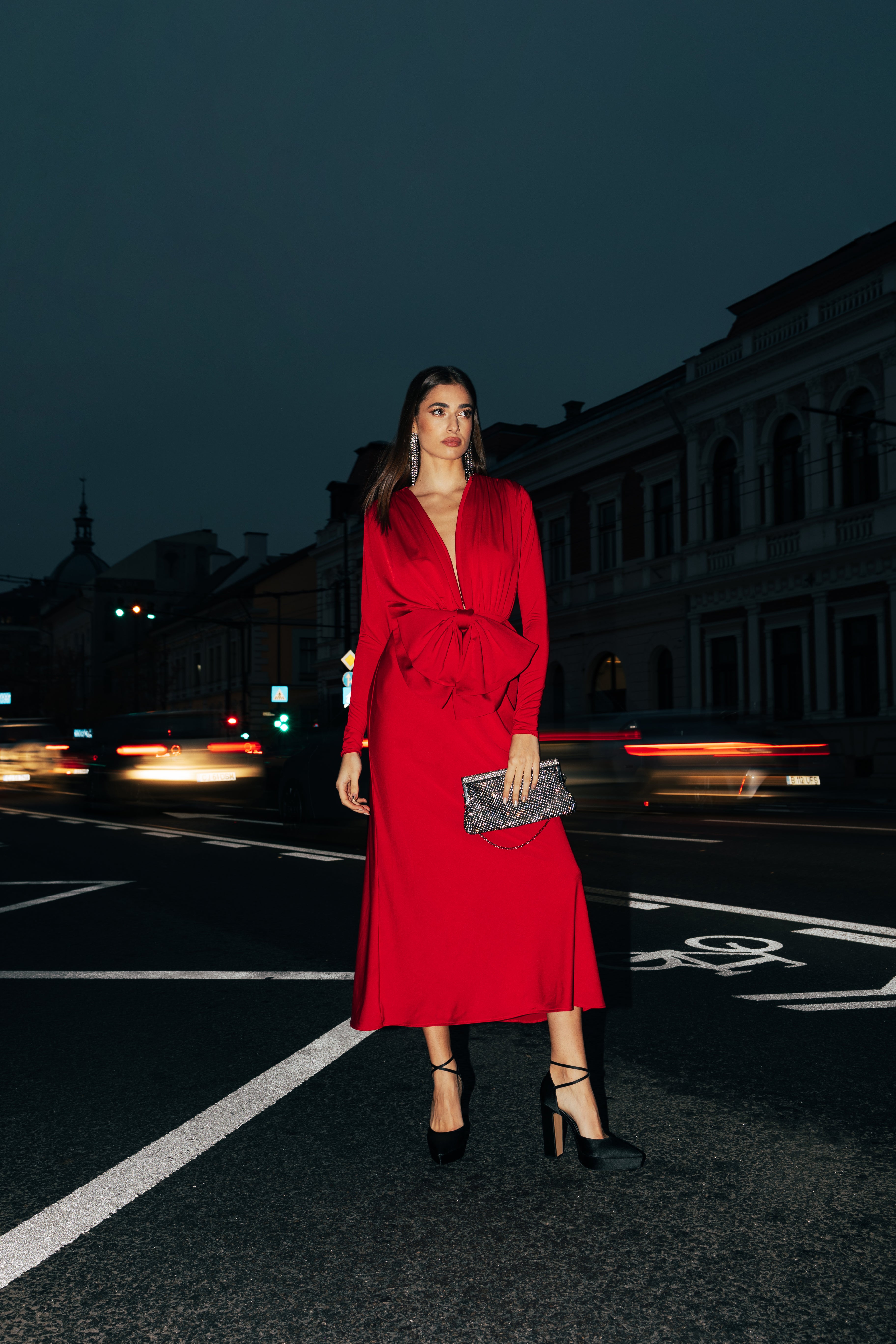 Alma - bow dress